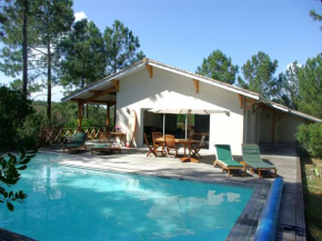 Villa contemporaine avec piscine privée et WiFi à Petit-Piquey - FR-1-736-45